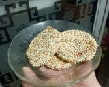 Foto langkah ke 5 dari resep Biskuit Wijen.