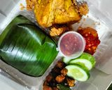 Foto langkah ke 9 dari resep Ayam Goreng Kremes.