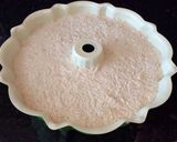 A picture of step 12 of Chicken with Rice Salad in a Bundt Pan.