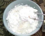 Foto langkah ke 2 dari resep Buttercream (Lembut,Kokoh Dan Tidak Menempel Di Lidah).