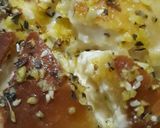 Foto langkah ke 7 dari resep Korean Garlic Cheese Bread Ekonomis.