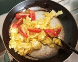 Foto langkah ke 2 dari resep Telur Tomat sat set ala chef Rudy.