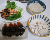 兼顧全家人的營養-芋頭排骨雙蛋粥的食譜步驟1照片