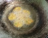 Foto langkah ke 3 dari resep Dadar Jagung simpel.