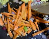 Foto langkah ke 6 dari resep Bihun Goreng Cabe Ijo.