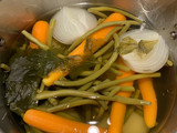 Caldo de verduras. Olla exprés