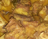 Foto langkah ke 4 dari resep Balungan Sapi Masak Kuning.