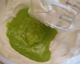 Foto langkah ke 5 dari resep Chiffon cake pandan.