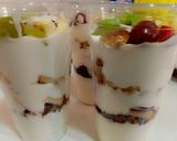 A picture of step 9 of Strawberry parfait.