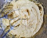 Foto langkah ke 4 dari resep Bolu Mentega Moist.