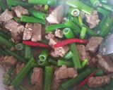 Foto langkah ke 8 dari resep Oseng témpé semangit bunga bawang.
