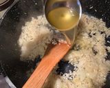 Csirkés-gombás rizottó recept fázis 6 fotója