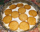 Foto del paso 4 de la receta Tarta de flan y galletas con chocolate o tarta de la abuela