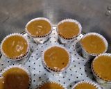 Foto langkah ke 6 dari resep Bolu Kukus Gula Merah.