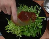 A picture of step 14 of Stir-Fried Water Spinach with Satay Beef.