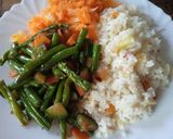 A picture of step 3 of Pineapple rice.
