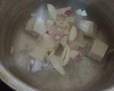 Foto langkah ke 2 dari resep 106. Sayur Bening Bayam Tahu (tanpa kunci).