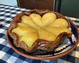 Une image de l'étape 11 de Tarte renversée « fleur de poires » pâte brisée chocolat.