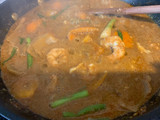 Stir-fry King prawns in curry powder & egg