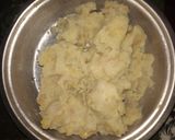 A picture of step 1 of Aalu ke parathe.
