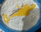 Foto langkah ke 2 dari resep Stik bawang renyah.
