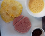 Foto del paso 5 de la receta: Beef Wellington en salsa de cacahuate y rollitos de jamón