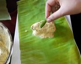 A picture of step 2 of Bhatki macher paturi.
