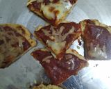 ભાખરી પીઝા (Bhakhri Pizza Recipe In Gujarati) રેસીપી સ્ટેપ1ફોટો