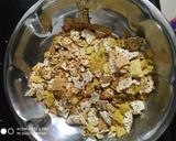 A picture of step 2 of Papad Chat.