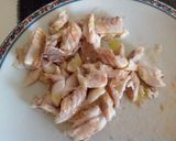 A picture of step 3 of Riccioli with Red Mullet and Trapanese Pesto.
