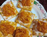 A picture of step 2 of Apple cracker sandwich.