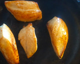 Foto del paso 3 de la receta: Pechugas de pollo en salsa bechamel 🐣