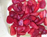 Foto langkah ke 1 dari resep Selai Strawberry Homemade.