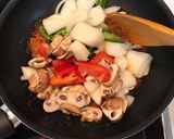 Foto del paso 3 de la receta: Curry rojo tailandés (no picante)