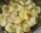 A picture of step 1 of Fruit chaat.