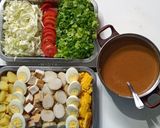 Foto langkah ke 4 dari resep Gado-gado Salatiga.