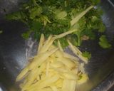 A picture of step 5 of Chicken aloo gravy.