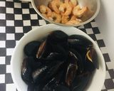 Foto del paso 1 de la receta: Chupe de Camarón con Mejillones!