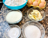 Foto del paso 1 de la receta: Rosquillas de leche en polvo