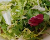 Foto del paso 3 de la receta: Ensalada tibia turca de pollo a las finas hierbas