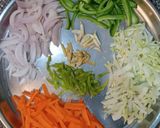 A picture of step 1 of Indo Chinese Noodles from Leftover Roti.