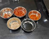 A picture of step 2 of Chilli Garlic Maggi.