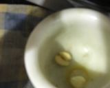 A picture of step 2 of Thai Papaya Salad: ‘Som Tam’.