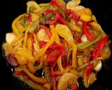 Foto del paso 3 de la receta Pimientos tricolor con Mandarina para guarnición