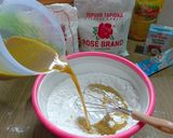 Foto langkah ke 5 dari resep Ayam Goreng Kremes.