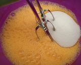 Foto del passaggio 1 della ricetta Tortine di pan di spagna con marmellata