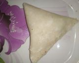 A picture of step 3 of Aloo samosa.