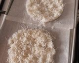 Foto del paso 2 de la receta: Pincho de cono de parmesano relleno de brandada y olivada