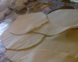 Foto del paso 7 de la receta: Empanadas criollas!Dulces y saladas.(Con carne cortada a cuchillo