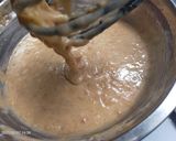 Foto langkah ke 6 dari resep Bolu Pisang 2 telur tanpa mixer.